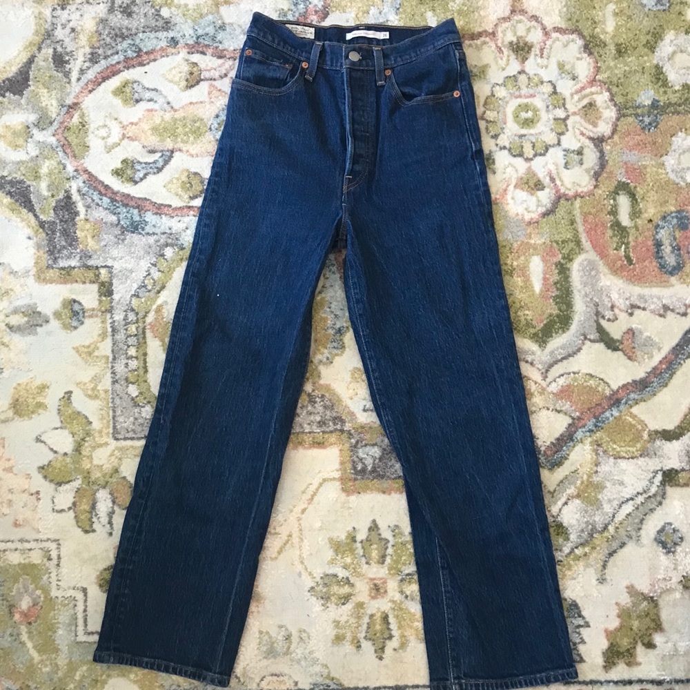 Levi’s Ribcage Straight Ankle Jeans